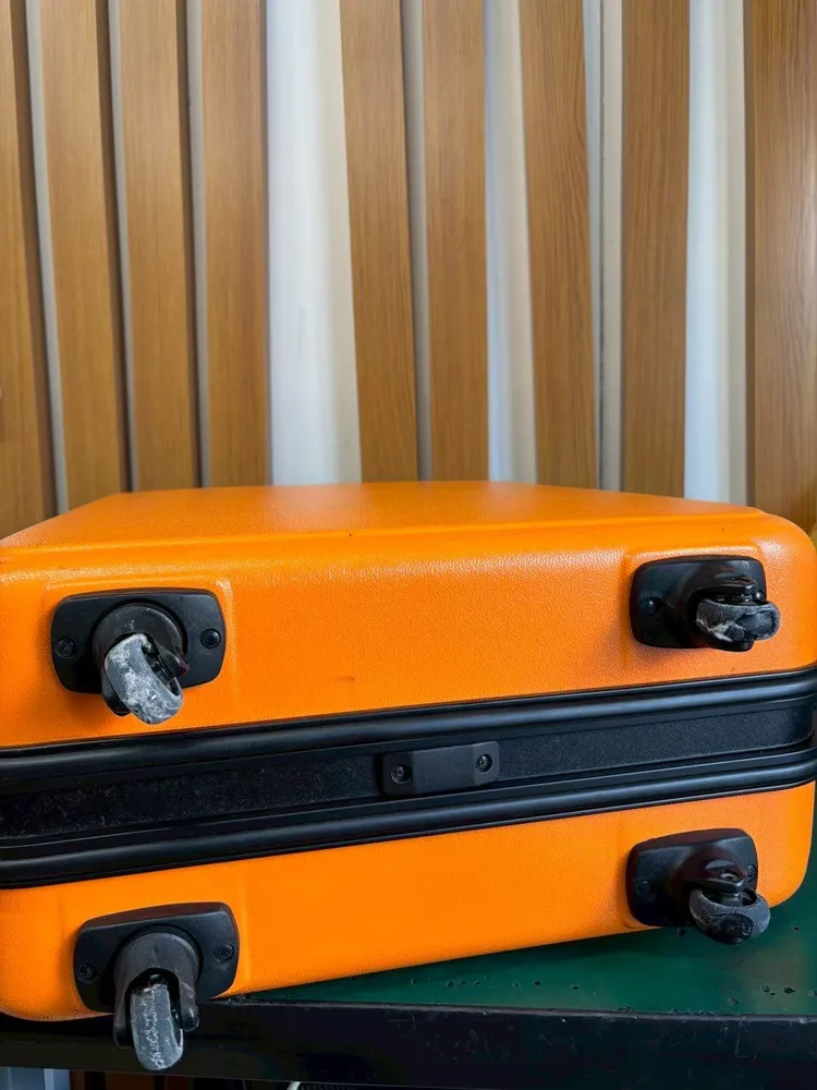 Samsonite キャスター交換修理