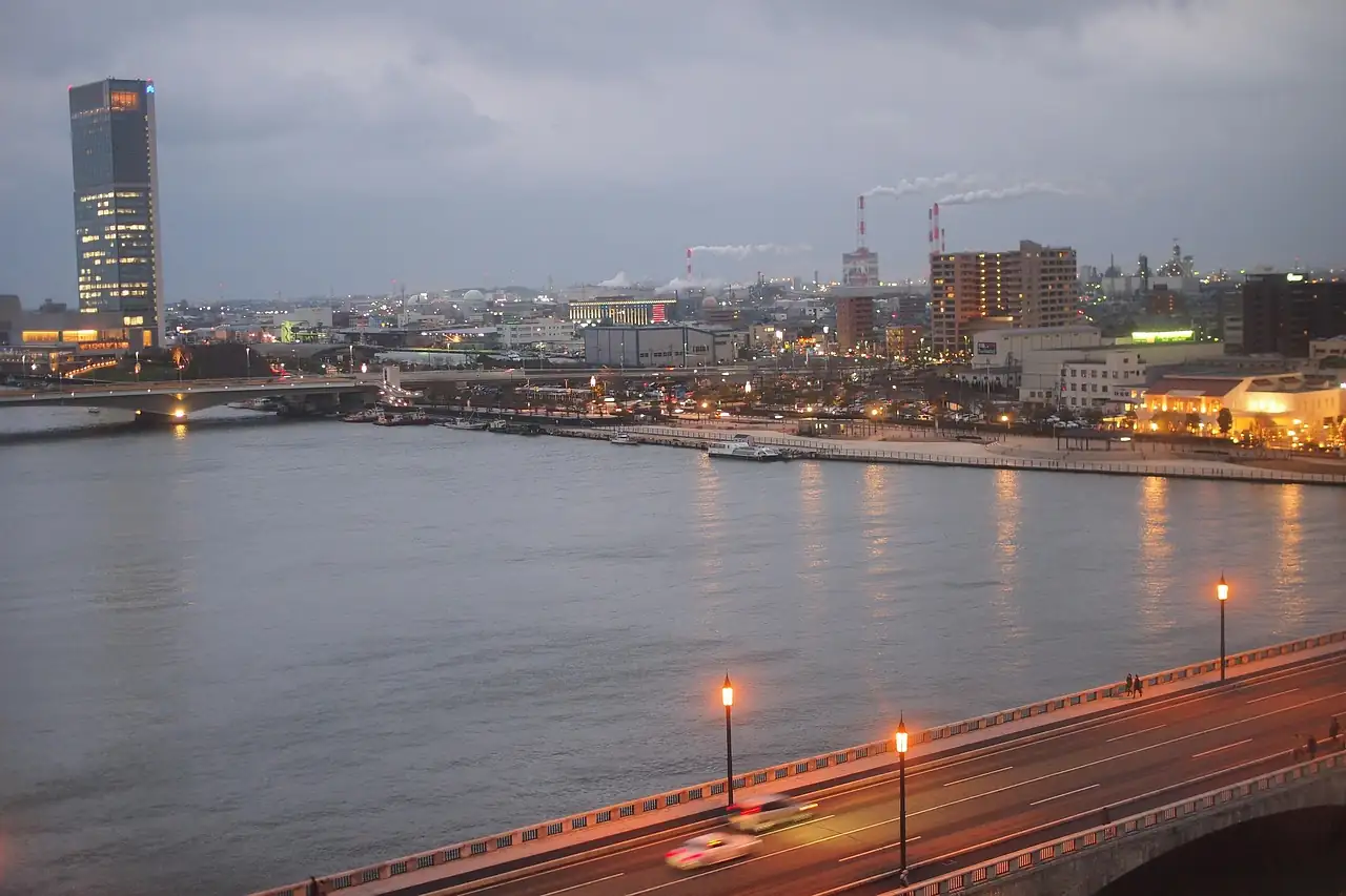 新潟県｜新潟市街地(信濃川・萬代橋周辺)